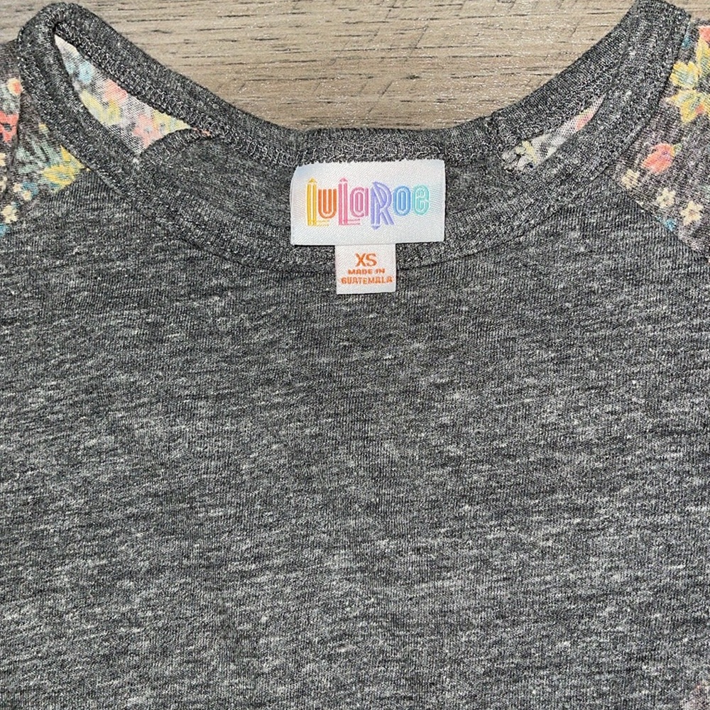 LulaRoe Randy Baseball Tee - Picture 2 of 6